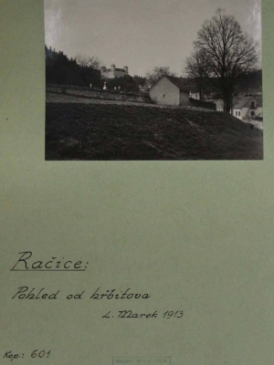Zámek Račice - 1913 - pohled od hřbitova