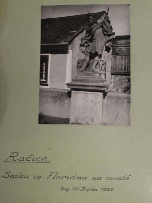 Zámek Račice - socha svatého Floriána