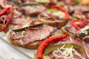 Lososové sandwiche