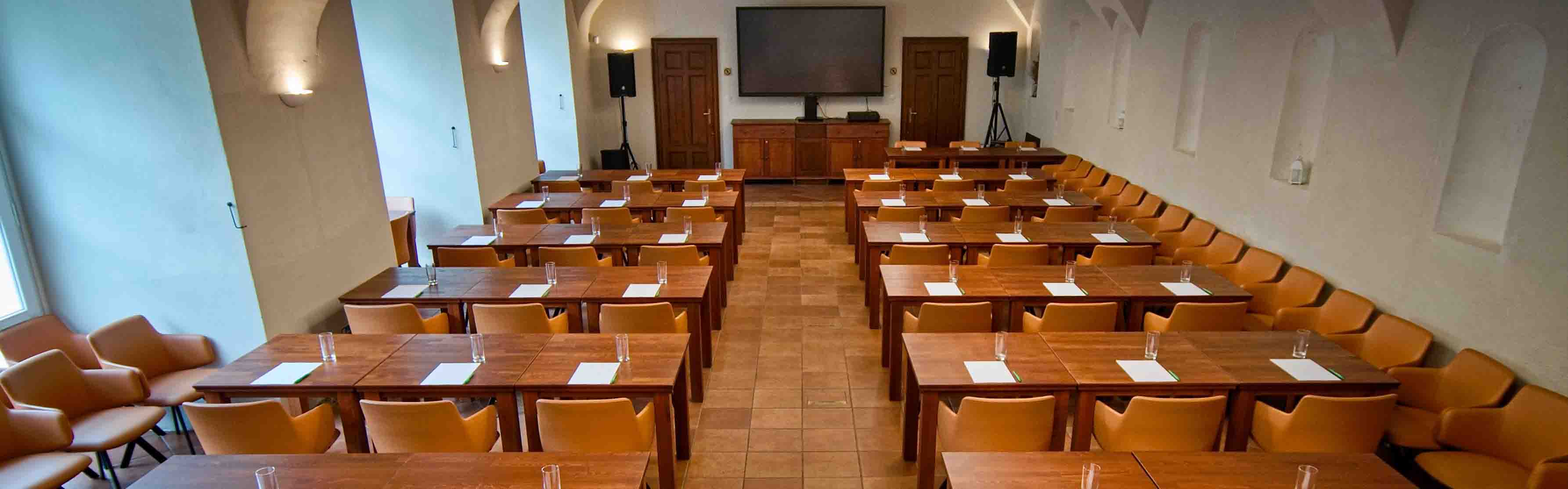 Konferenční sál Konírny