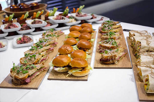 catering pro konference a firemní akce na Zámku Račice